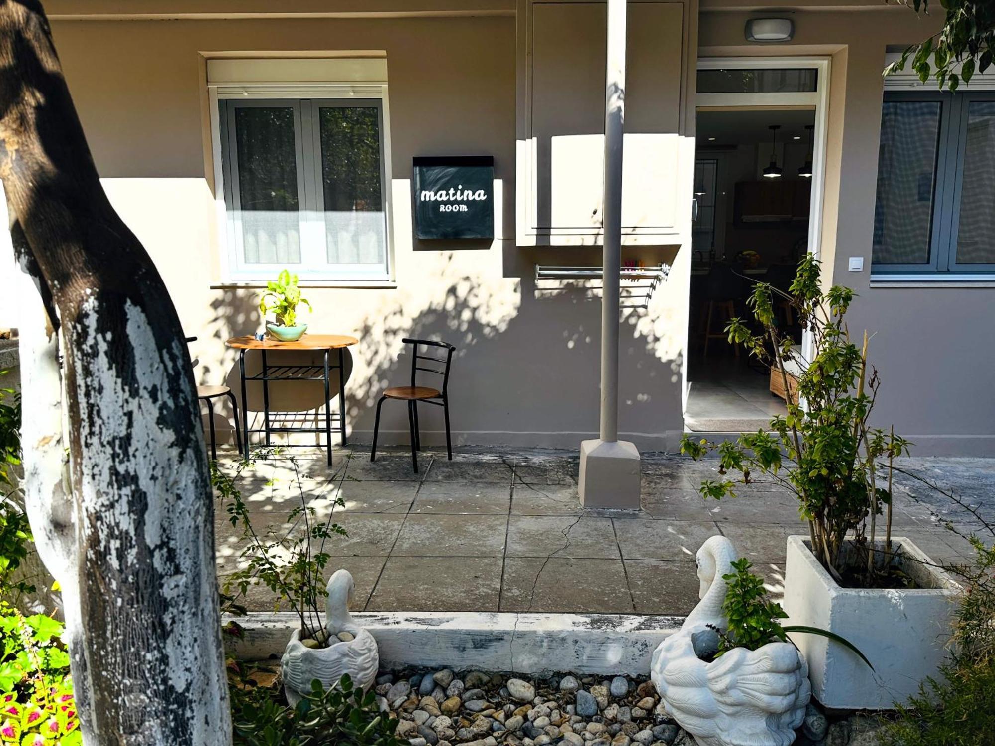 Matina Room Chrissi Akti Chania Exterior foto